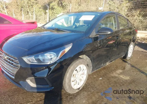 2022 Hyundai Accent Se z USA, uszkodzony, nr VIN 3KPC24A61NE179004